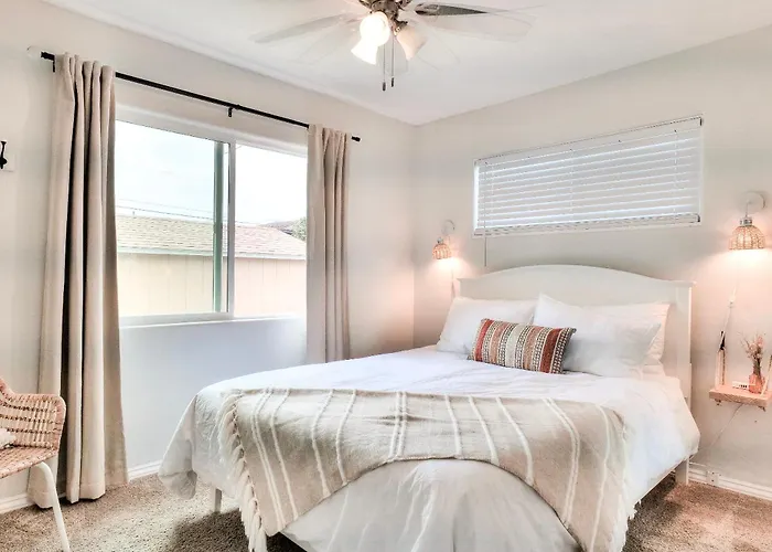 Beachside Bliss Spacious 3Br Retreat, Steps To Ocean